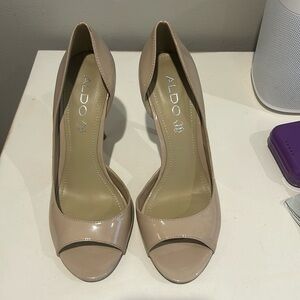 Gently used nude Aldo stilettos